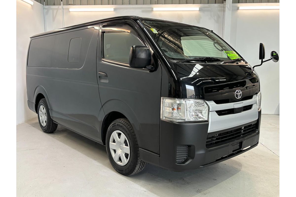2019 Toyota HIACE