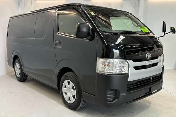 2019 Toyota HIACE