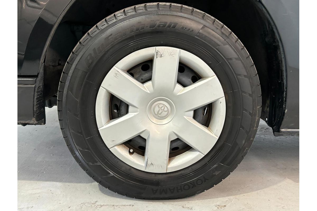 2019 Toyota HIACE