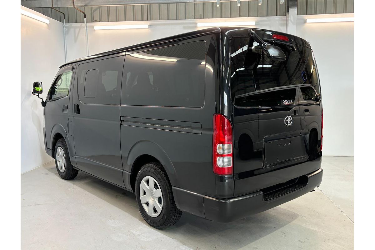 2019 Toyota HIACE