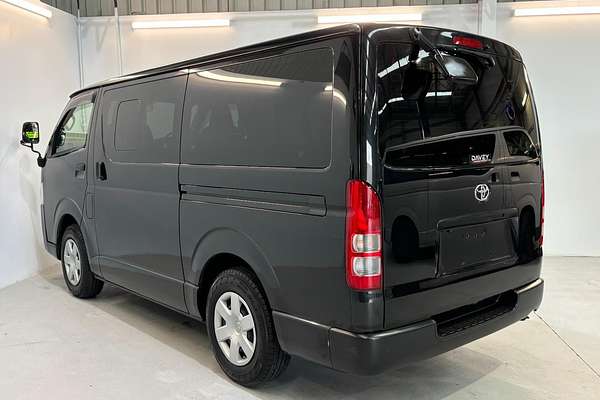 2019 Toyota HIACE