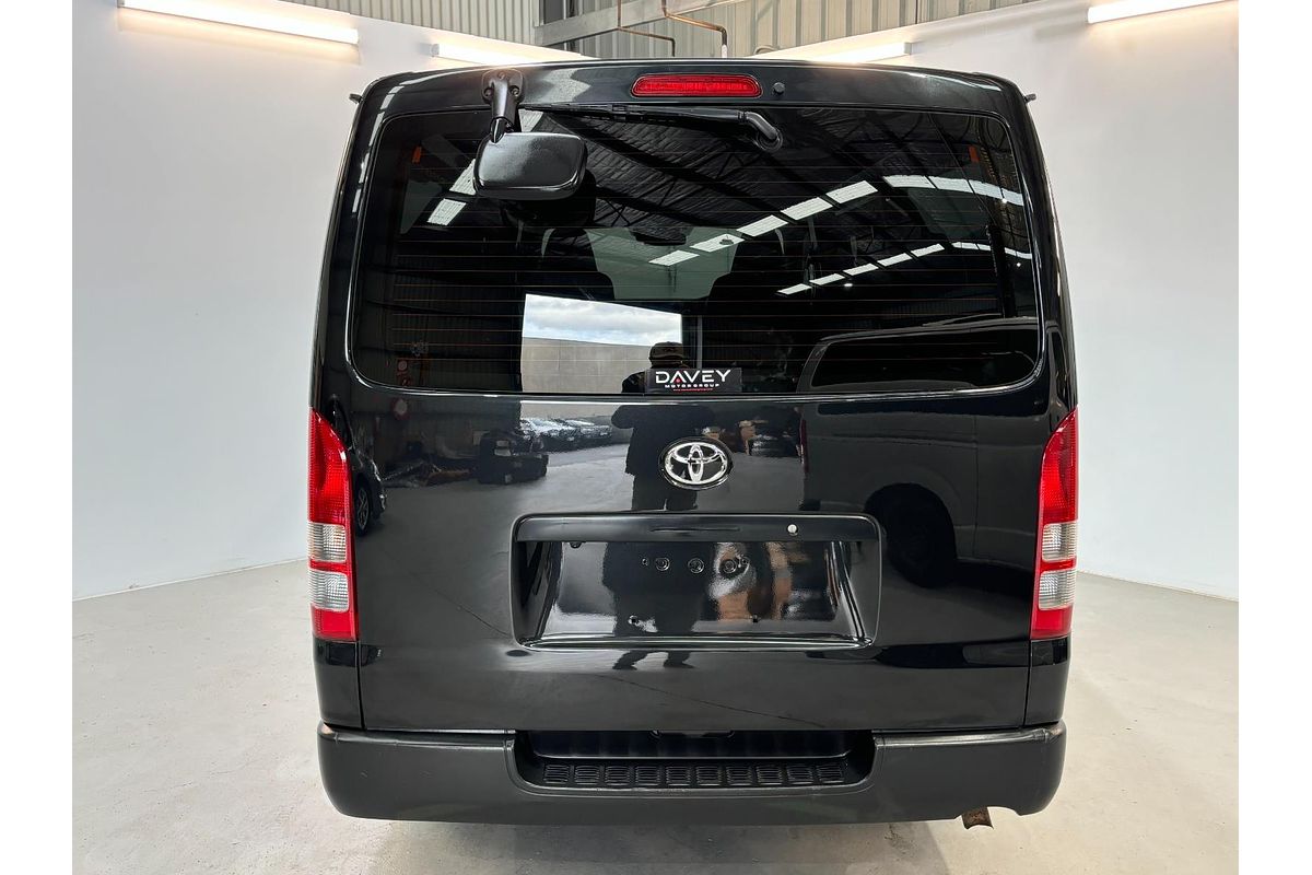 2019 Toyota HIACE
