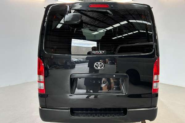 2019 Toyota HIACE