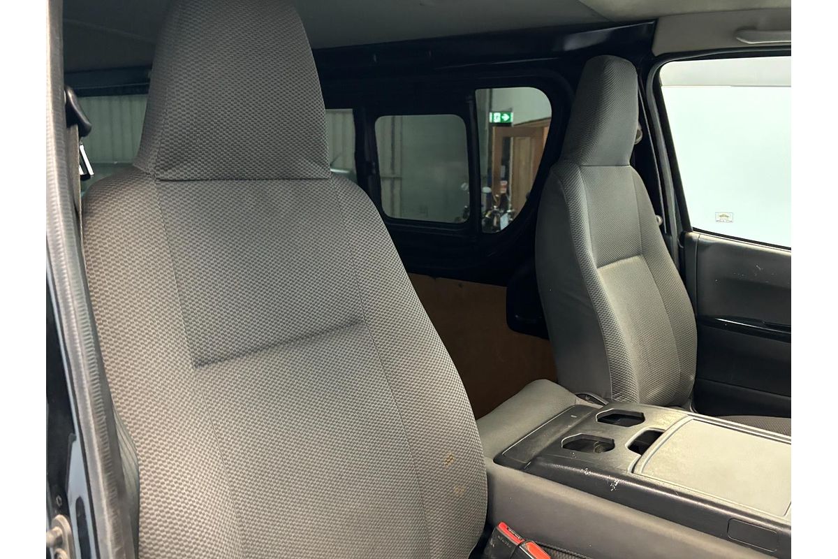 2019 Toyota HIACE