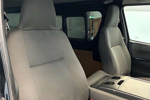 2019 Toyota HIACE