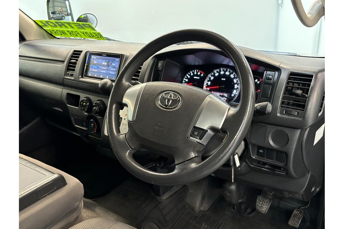 2019 Toyota HIACE