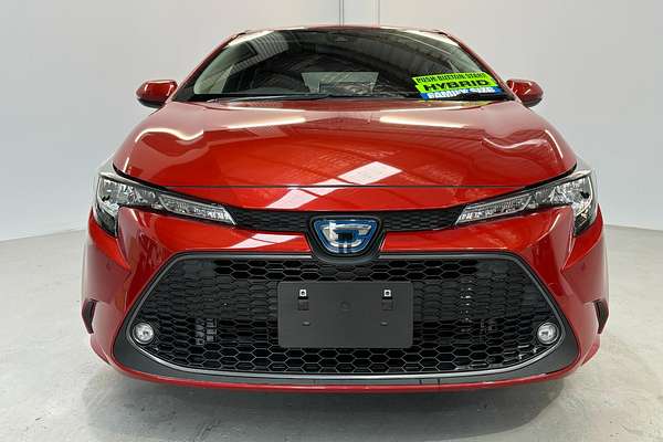 2019 Toyota Corolla Touring Hybrid Touring Hybrid S ZWE211