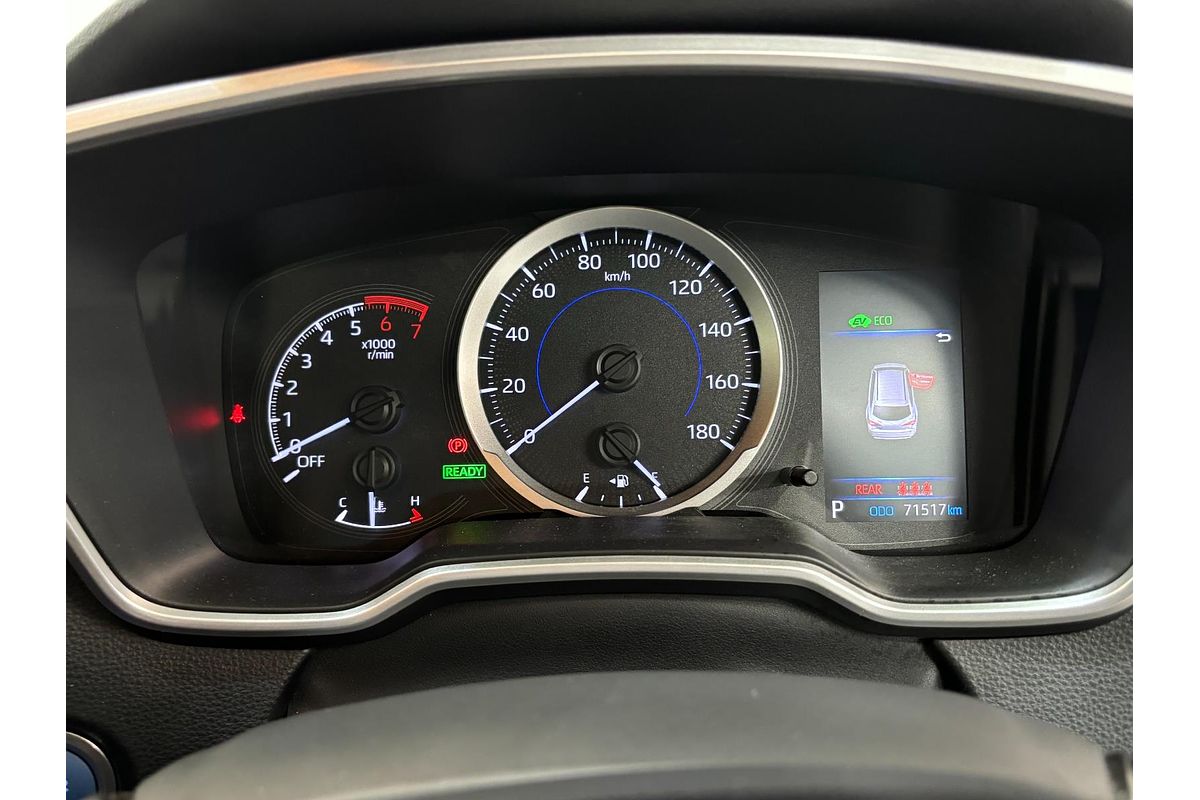 2019 Toyota Corolla Touring Hybrid Touring Hybrid S ZWE211