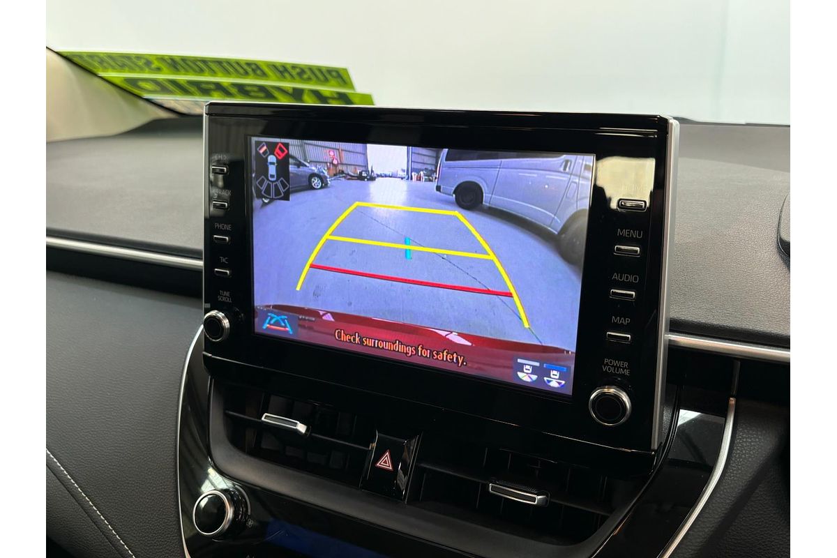 2019 Toyota Corolla Touring Hybrid Touring Hybrid S ZWE211
