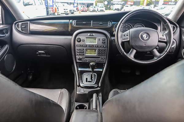 2006 Jaguar X-Type LE X400