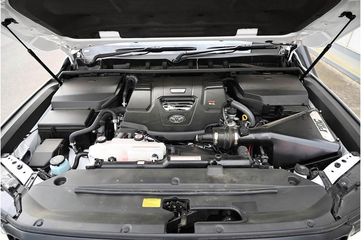2023 Toyota Landcruiser GR Sport FJA300R