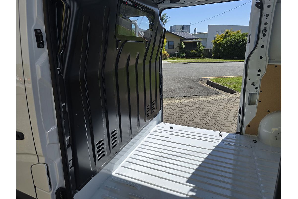 2023 Renault Master Pro 110kW X62 Phase 2 SWB