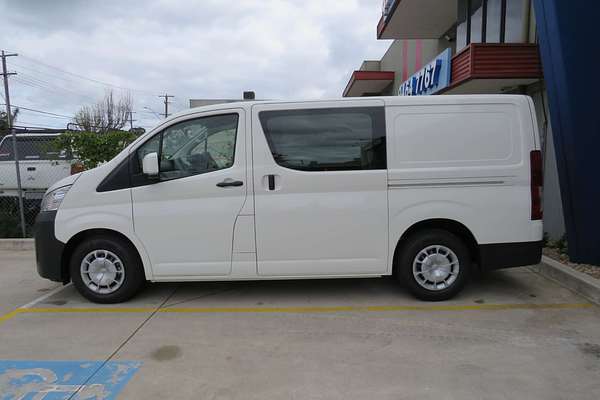 2024 Toyota Hiace  GDH300R