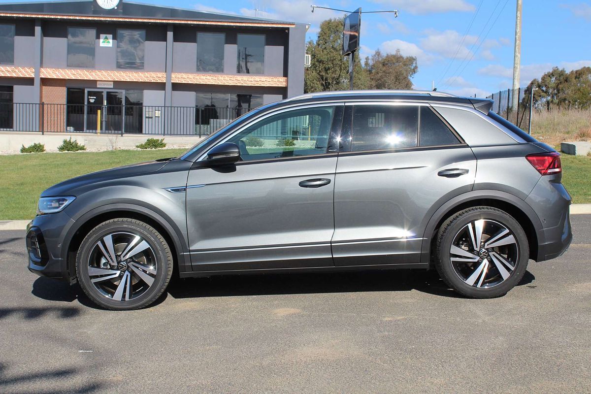 2024 Volkswagen T-Roc 140TSI R-Line D11