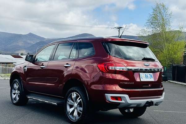 2017 Ford Everest Titanium UA