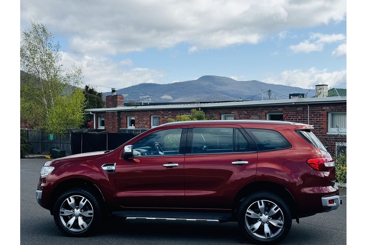 2017 Ford Everest Titanium UA