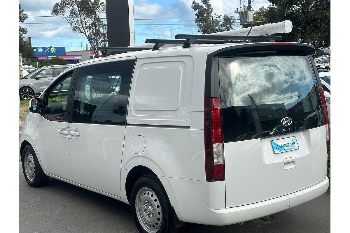 2022 Hyundai STARIA LOAD US4.V2