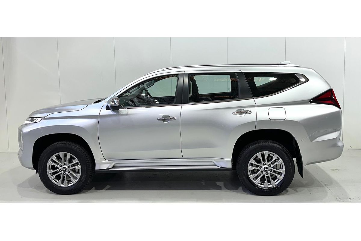 2022 Mitsubishi Pajero Sport GLX QF