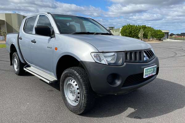 2009 Mitsubishi Triton GLX ML Rear Wheel Drive