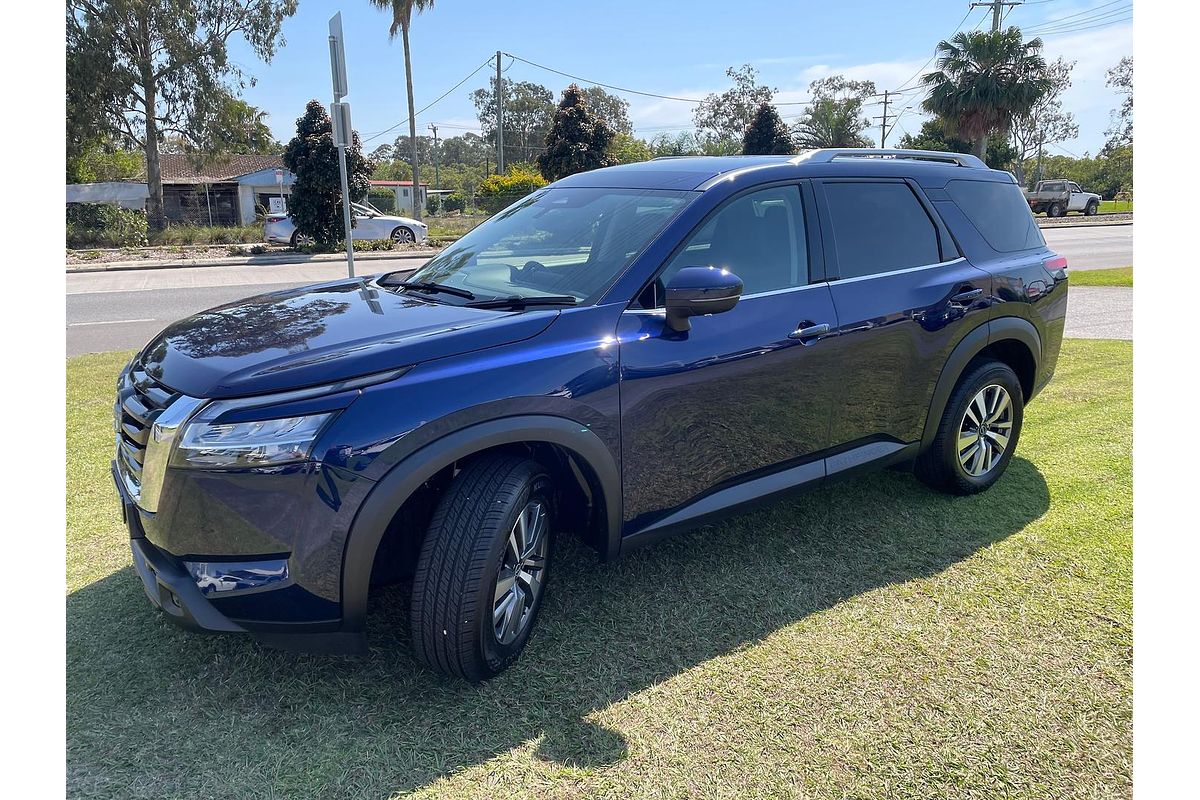 2022 Nissan Pathfinder Ti R53