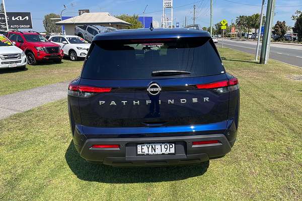 2022 Nissan Pathfinder Ti R53