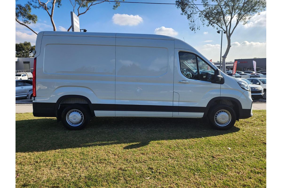 2024 LDV Deliver 9 LWB
