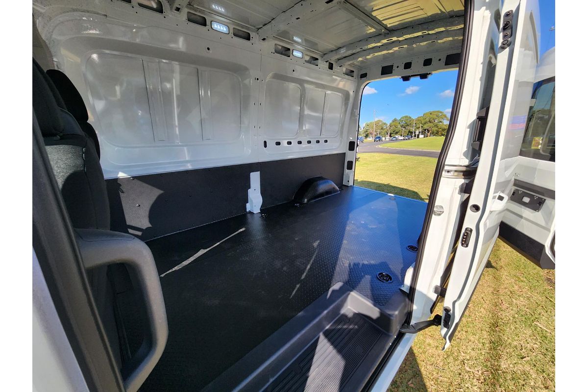2024 LDV Deliver 9 LWB