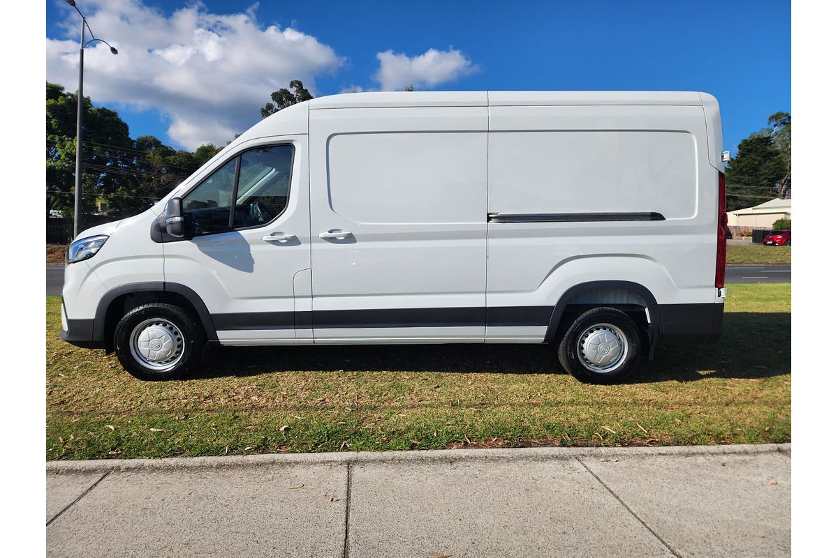 2024 LDV Deliver 9 LWB