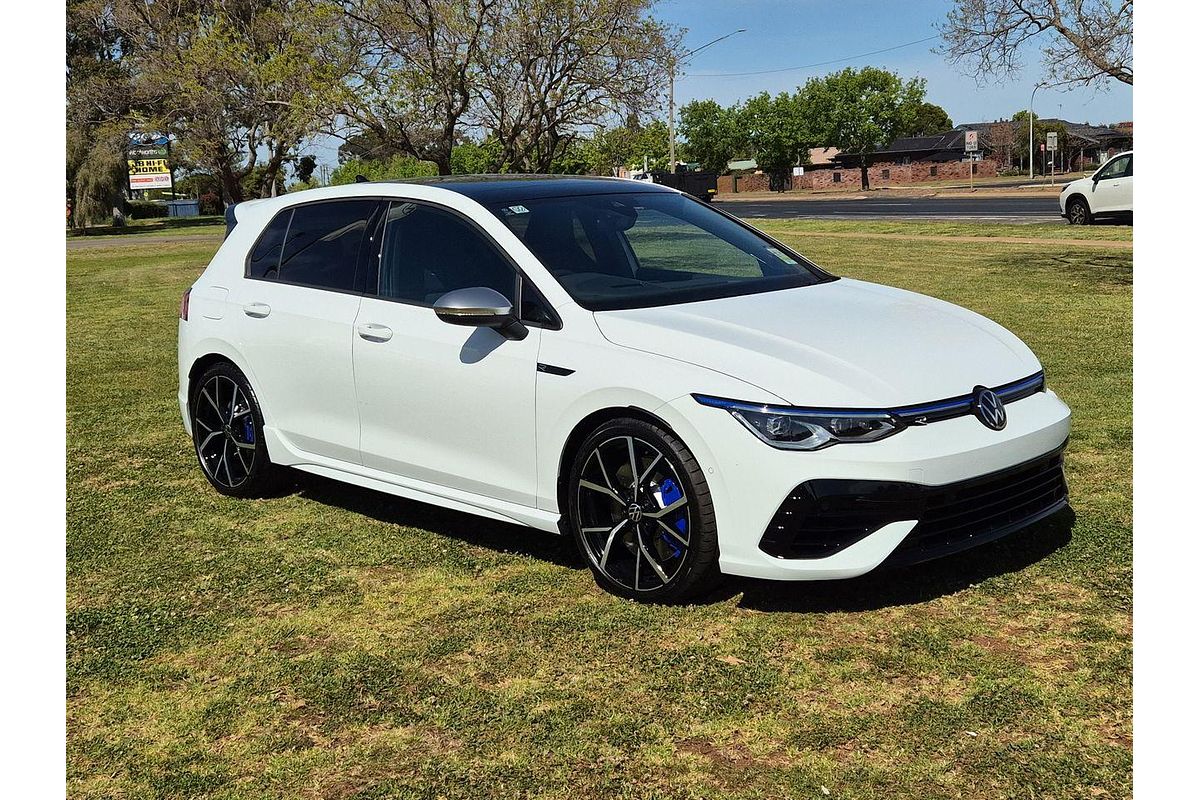 2024 Volkswagen Golf R 8