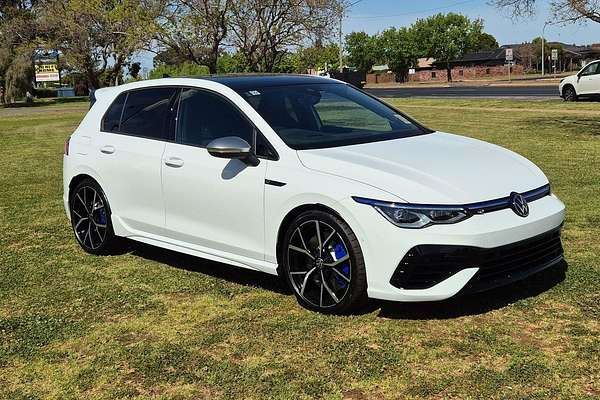 2024 Volkswagen Golf R 8