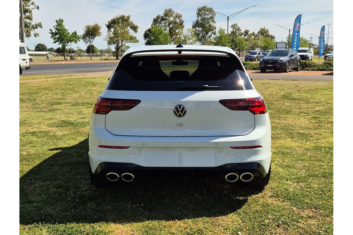 2024 Volkswagen Golf R 8