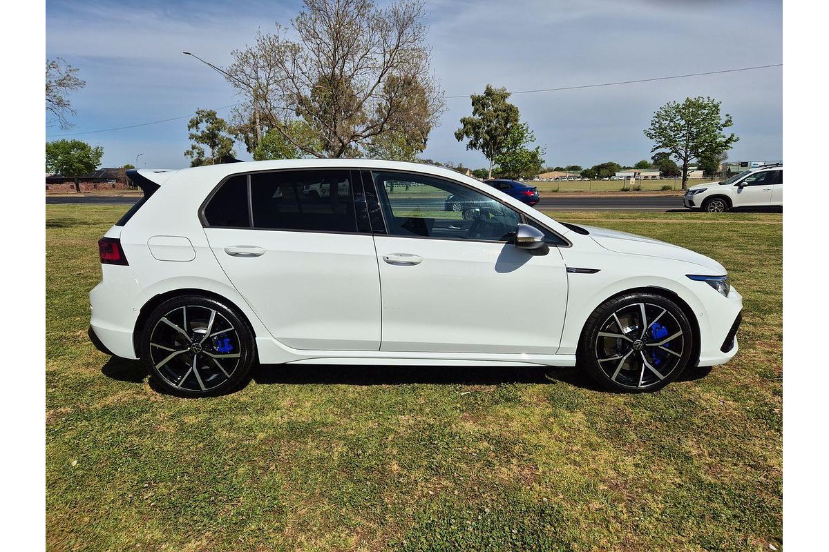 2024 Volkswagen Golf R 8