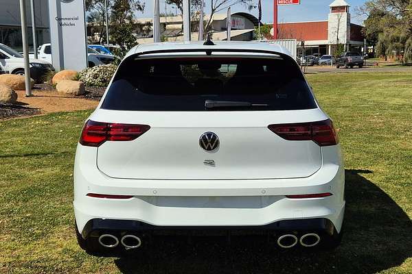 2024 Volkswagen Golf R 8