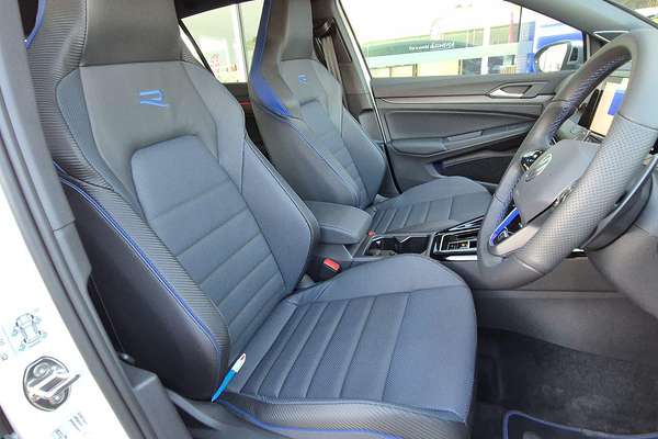 2024 Volkswagen Golf R 8
