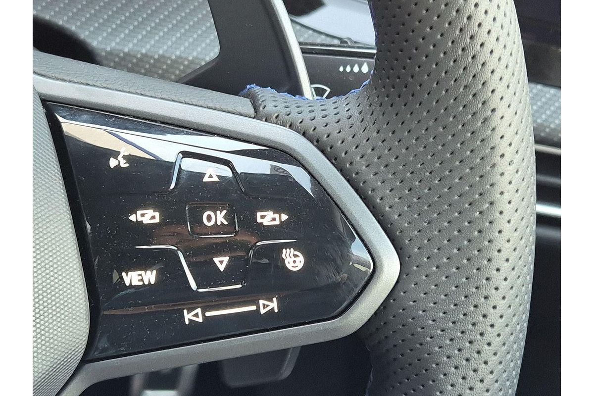 2024 Volkswagen Golf R 8