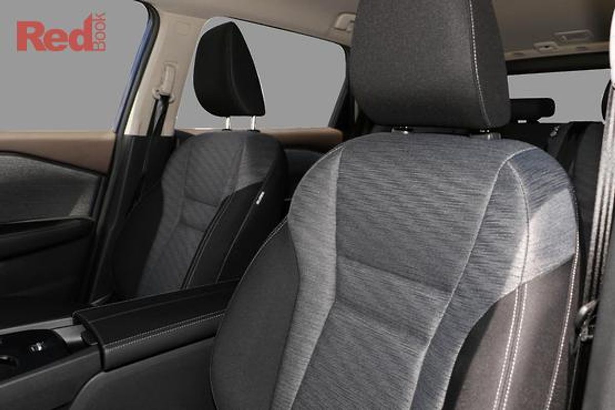 2024 Nissan X-TRAIL ST T33