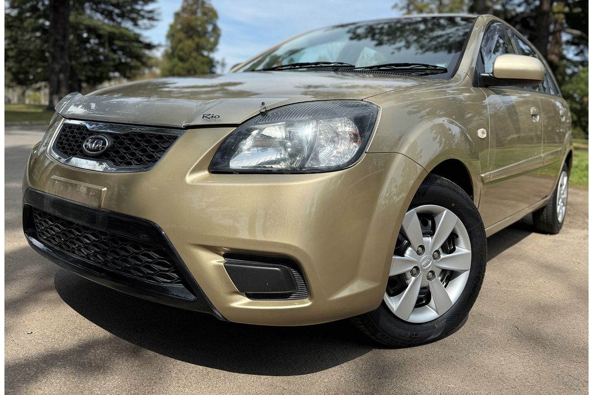 2009 Kia Rio LX in GOLD Used Hatch Ballarat VIC