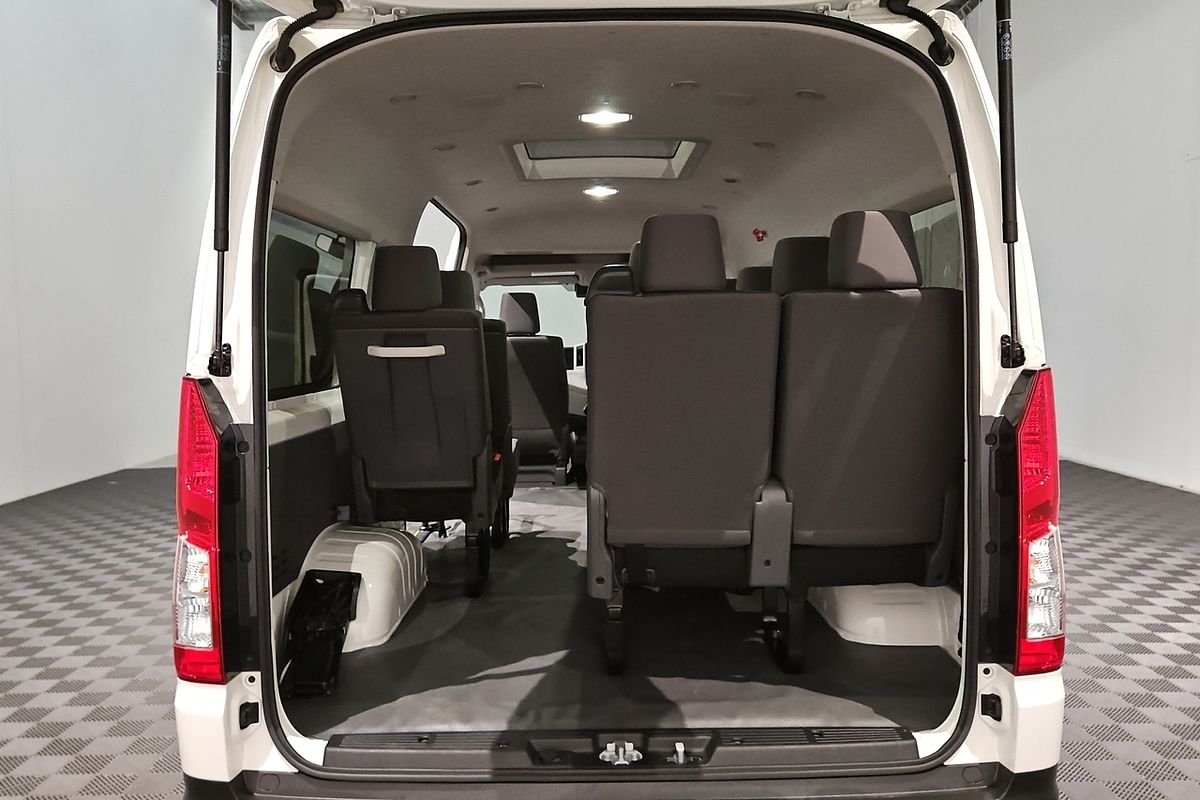 2020 Toyota Hiace Commuter in White Used Bus Acacia Ridge QLD