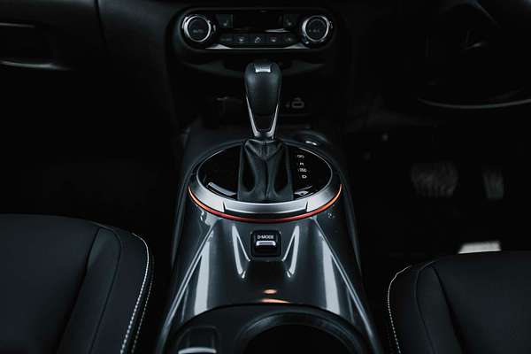 2023 Nissan JUKE ST-L F16