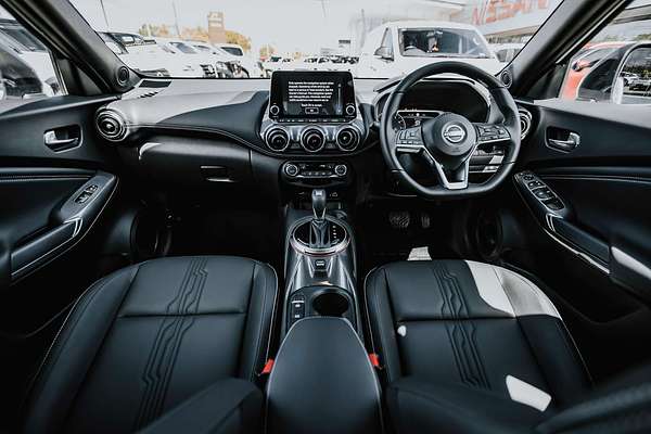 2023 Nissan JUKE ST-L F16