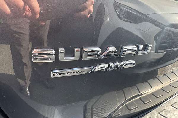 2022 Subaru Forester Hybrid S S5