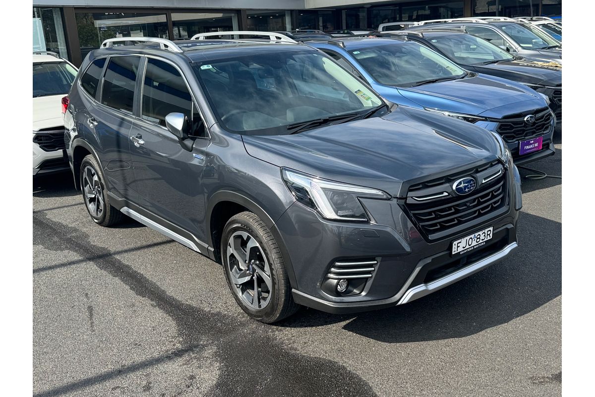 2022 Subaru Forester Hybrid S S5