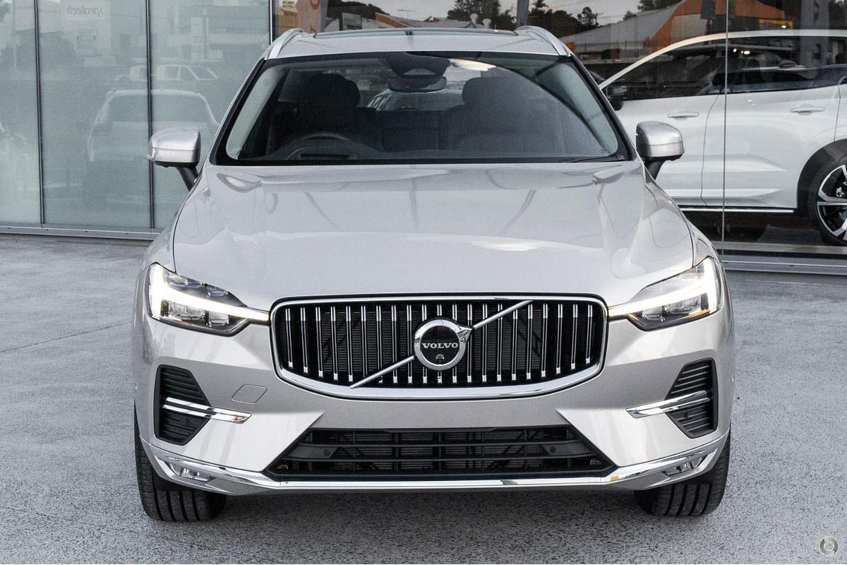 2024 Volvo XC60 Ultra B5 Bright