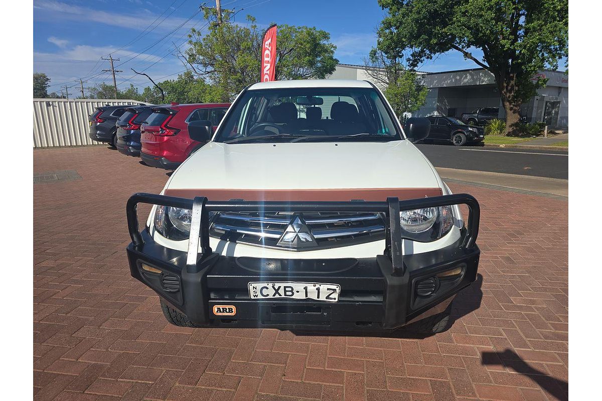 2015 Mitsubishi Triton GLX MN 4X4