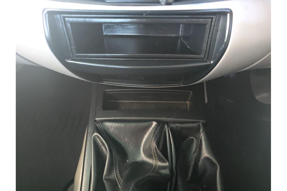 2015 Mitsubishi Triton GLX MN 4X4