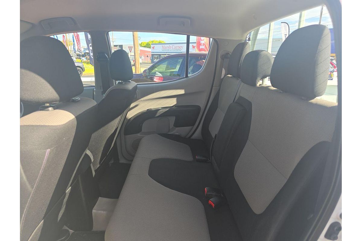 2015 Mitsubishi Triton GLX MN 4X4