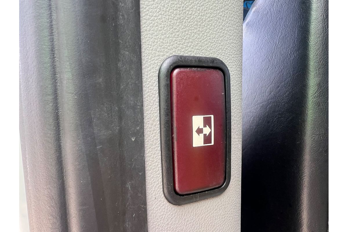 2010 Mercedes-Benz SPRINTER 315 CDI TRANSFER MEDIUM WHEEL BASE HIGH ROOF