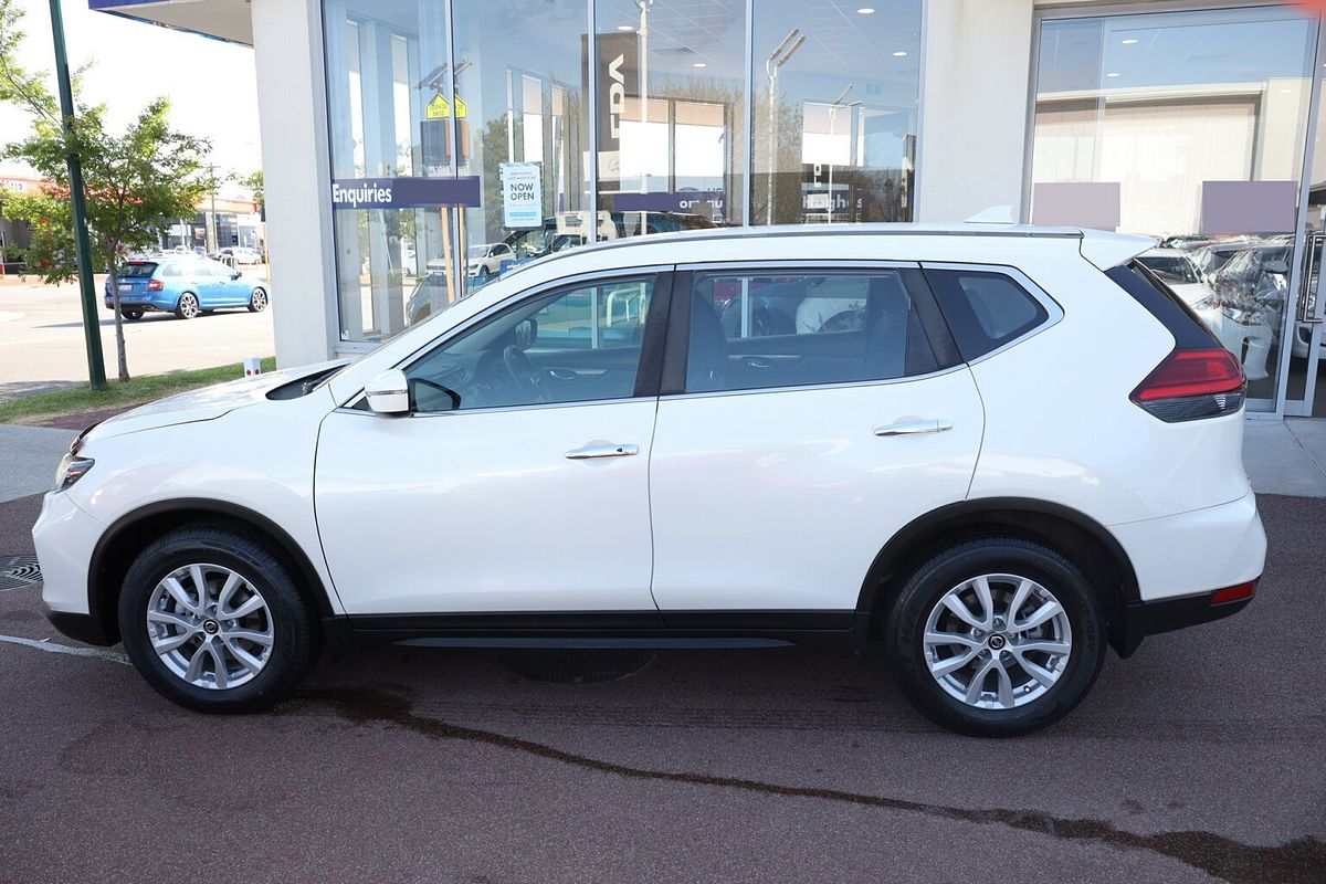 2017 Nissan X-TRAIL ST T32