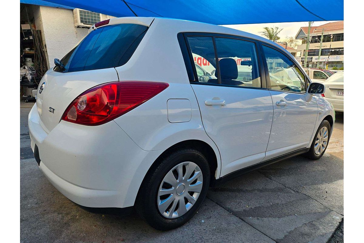 2009 Nissan Tiida ST C11