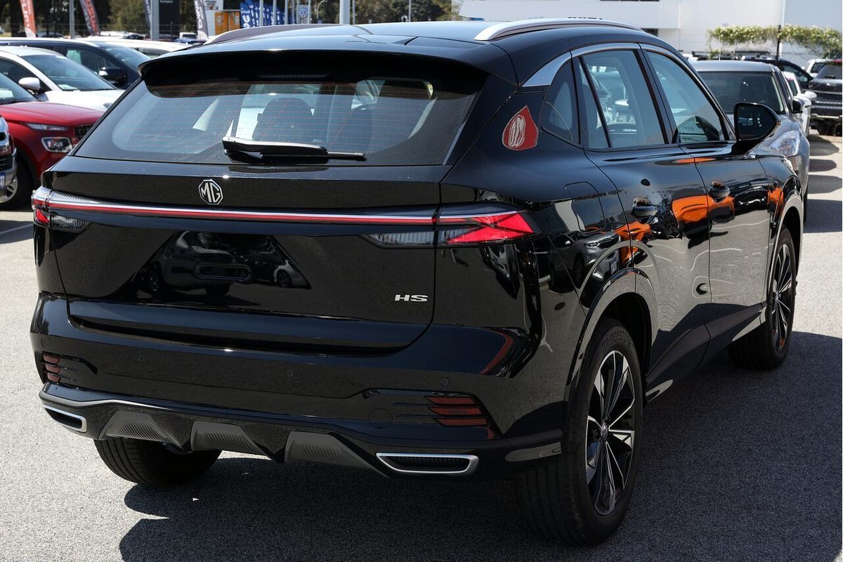 2024 MG HS Excite AS33